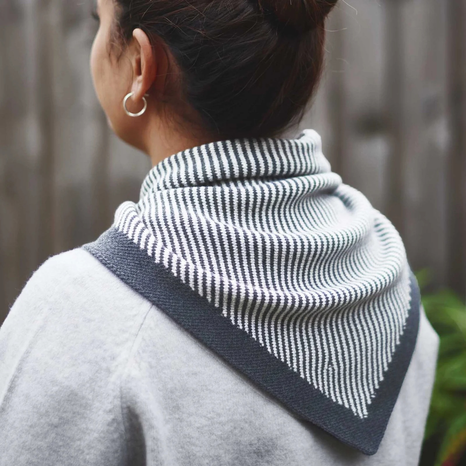 Wool Triangle Scarf alt=